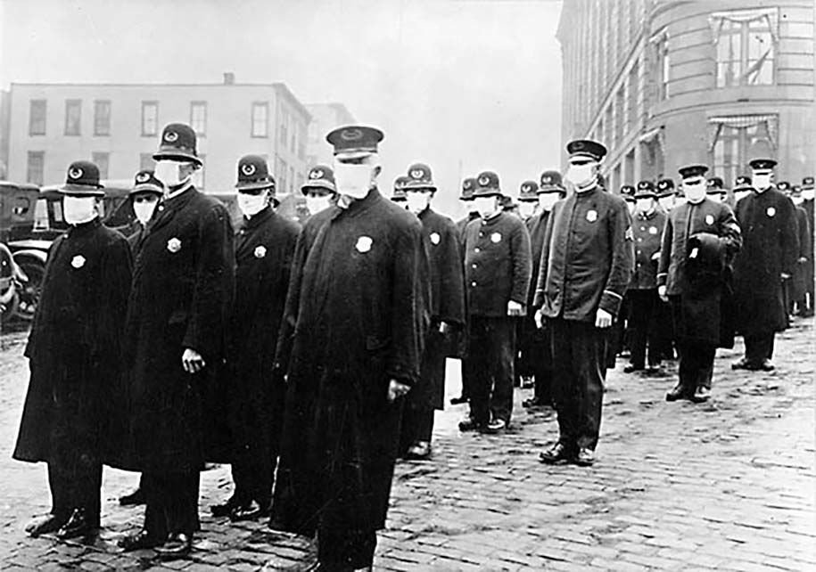 Policemen wearing gauze masks during influenza epidemic, Seattle, December 1918