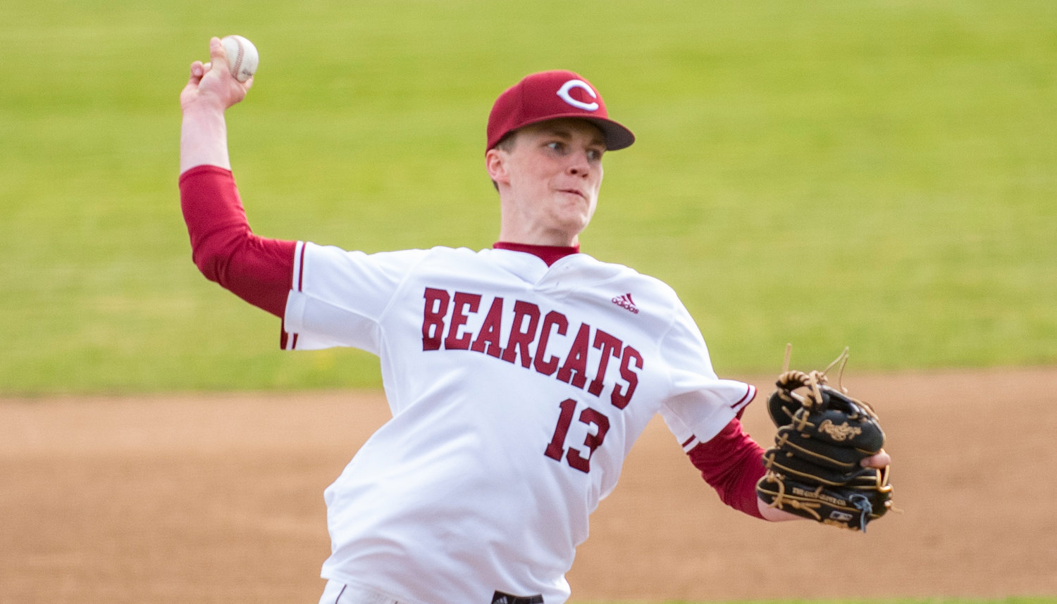 W.F. West sophomore pitcher Gavin Fugate delivers a pitch to Aberdeen on Friday in Chehalis.