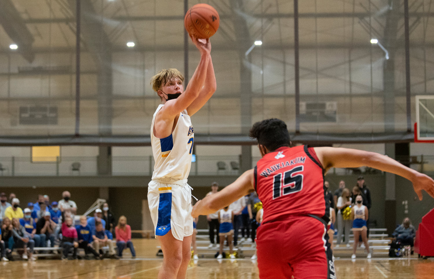 Adna sophomore Seth Meister shoots a jumper in the fourth quarter against Wahkiakum Thursday in the third-fourth place game at districts.