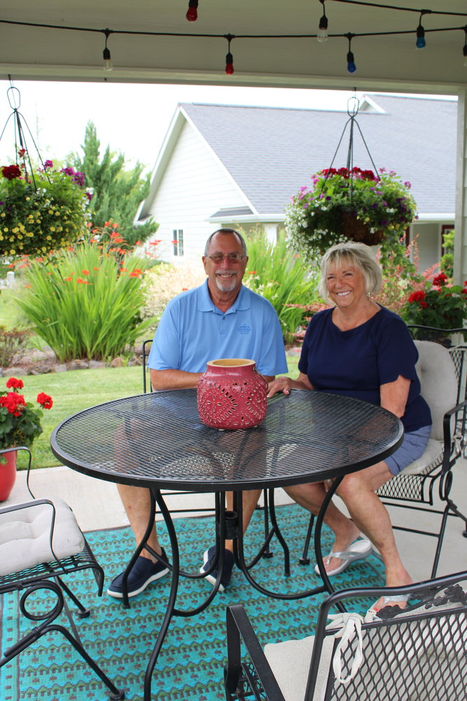 Don and Lynn Rash moved to Stillwaters in 2014 to leave the yard work to someone else and focus on an active and travel-filled retirement.