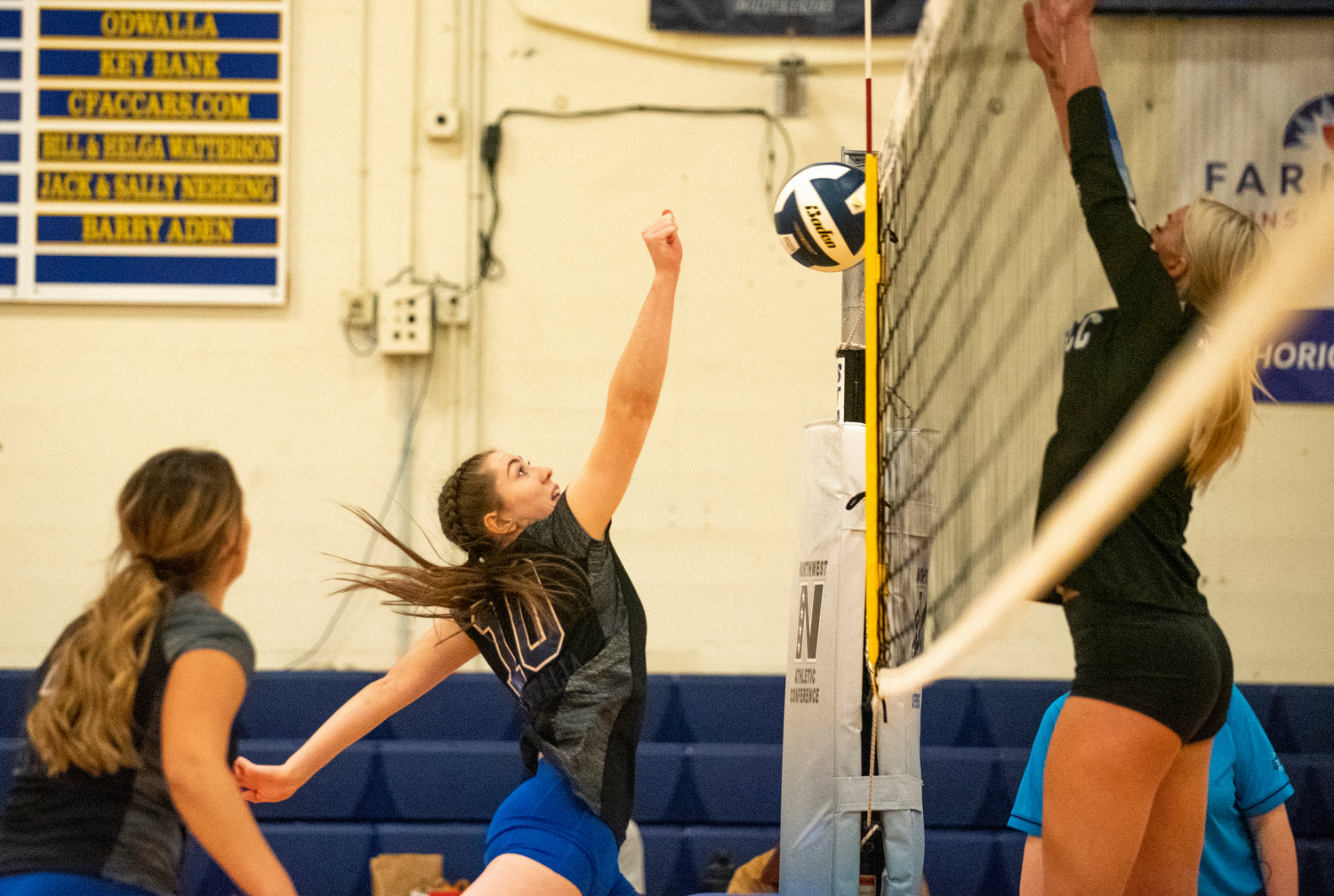 Centralia College's Maddie Kleemeyer (10), an Adna native, battles at the net with South Puget Sound on Wednesday.