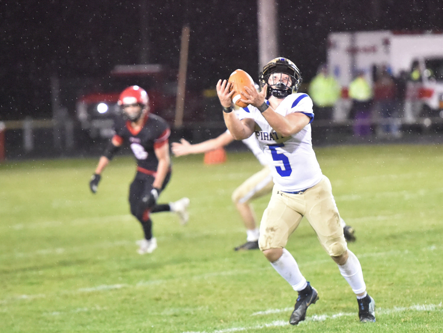 Adna’s Jaxon Dunnagan catches a pass before turning up field against Wahkiakum on Monday, Nov. 1, in Cathlamet.