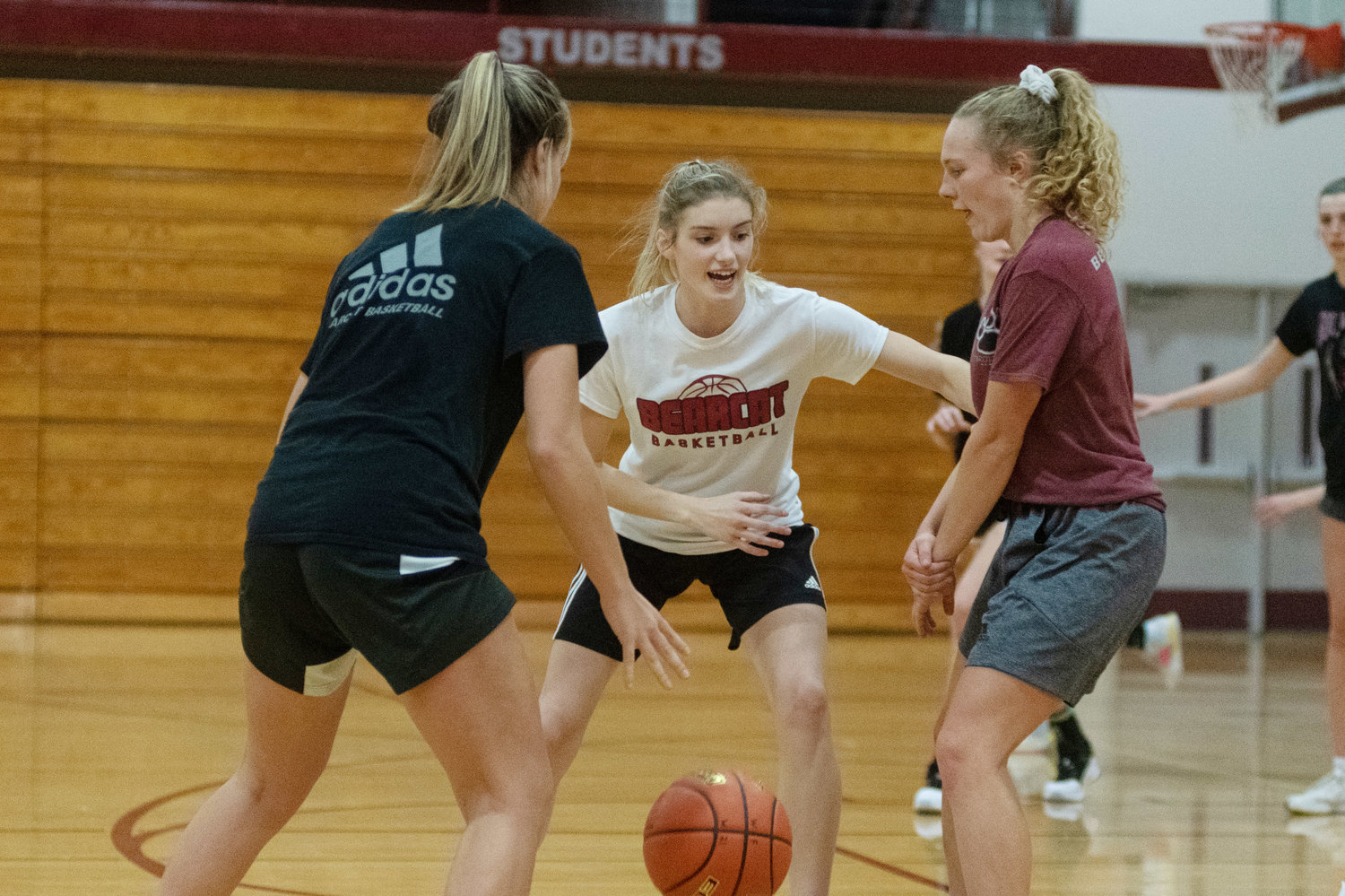 W.F. West guard Lexi Roberts defends Kyla McCallum during the Bearcats first practice Nov. 15.