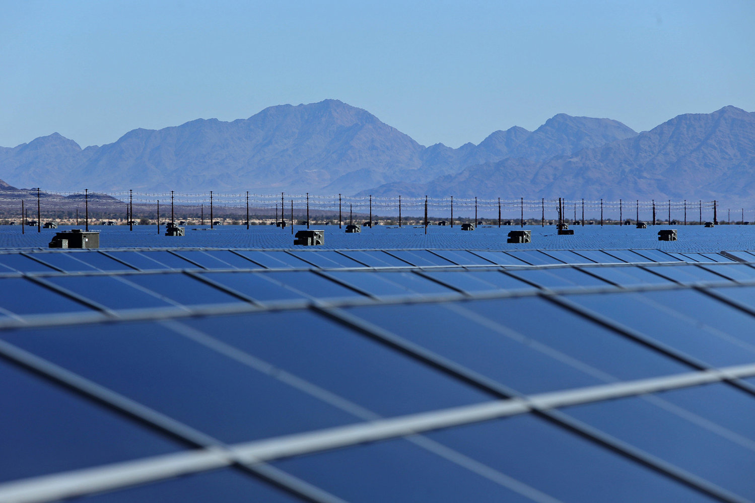 The 550-megawatt Desert Sunlight solar farm in Riverside County, California. (Marcus Yam/Los Angeles Times/TNS)