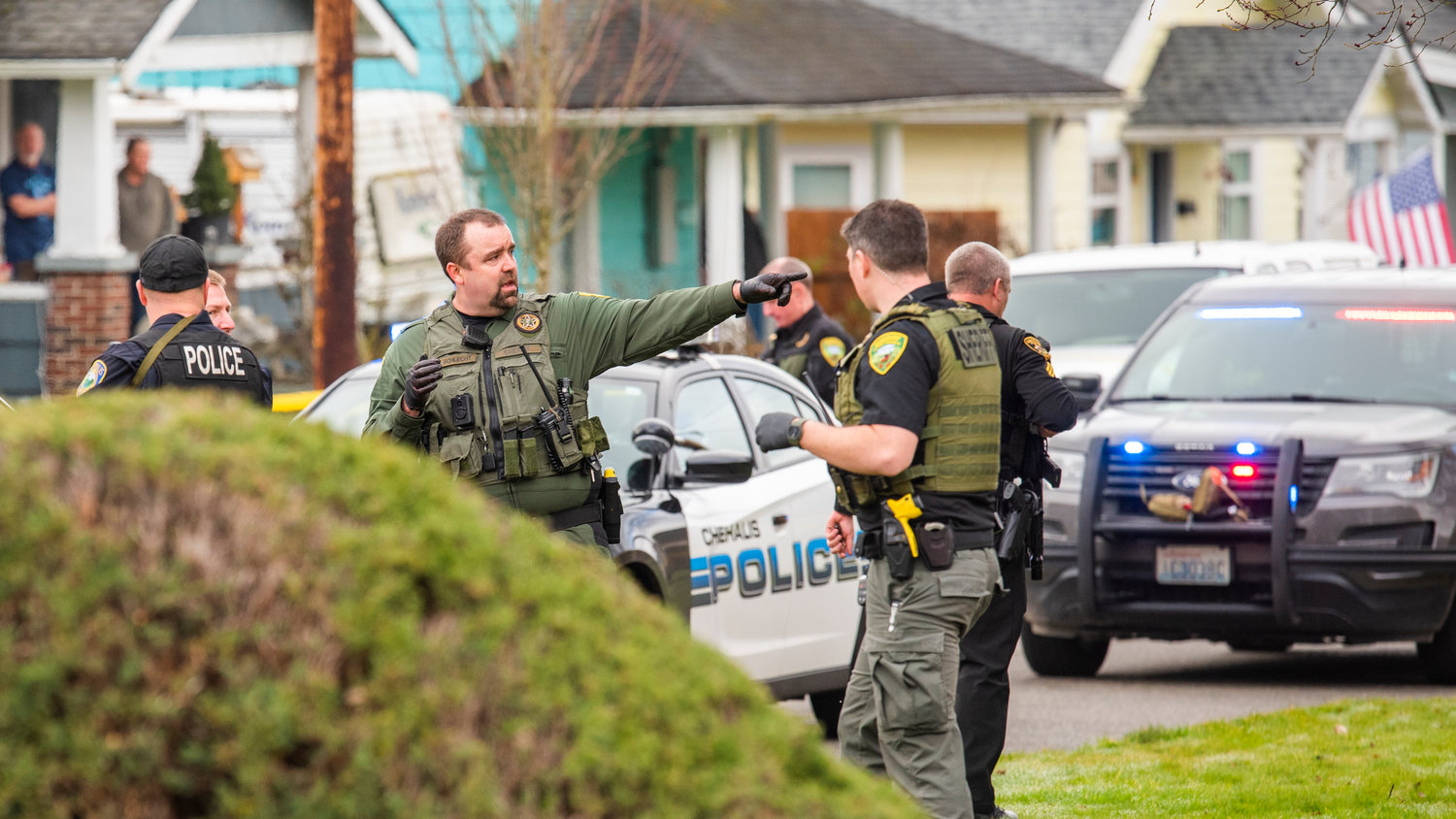 One person is dead and an officer with the Centralia Police Department suffered serious injuries in a shooting incident that occurred in the 100 block of Alfred Street at approximately noon on Friday, according to information obtained by The Chronicle. 