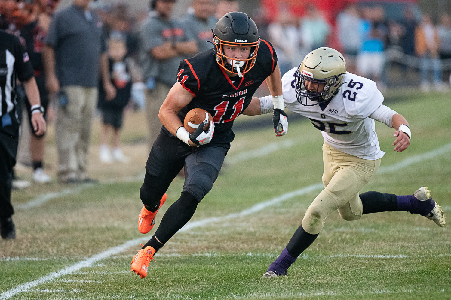 Napavine's Colin Shields separates from an Ony defender Sept. 9.