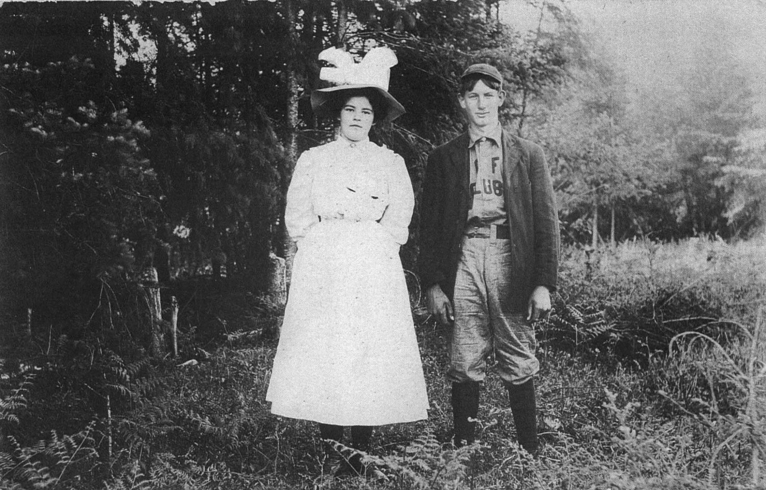 This 1916 photo is of Doris Malantha Owen Booth and Donnie W. Booth. It was taken sometime before the couple’s 1917 wedding date. She’s dressed smartly with a light colored dress and a huge bow on her hat. He’s dressed for baseball. Donnie owned and operated a garage in Vader and lived in Vader with his wife, Doris, and their four children — Gerald, Harold, Marjorie and Myrtle.