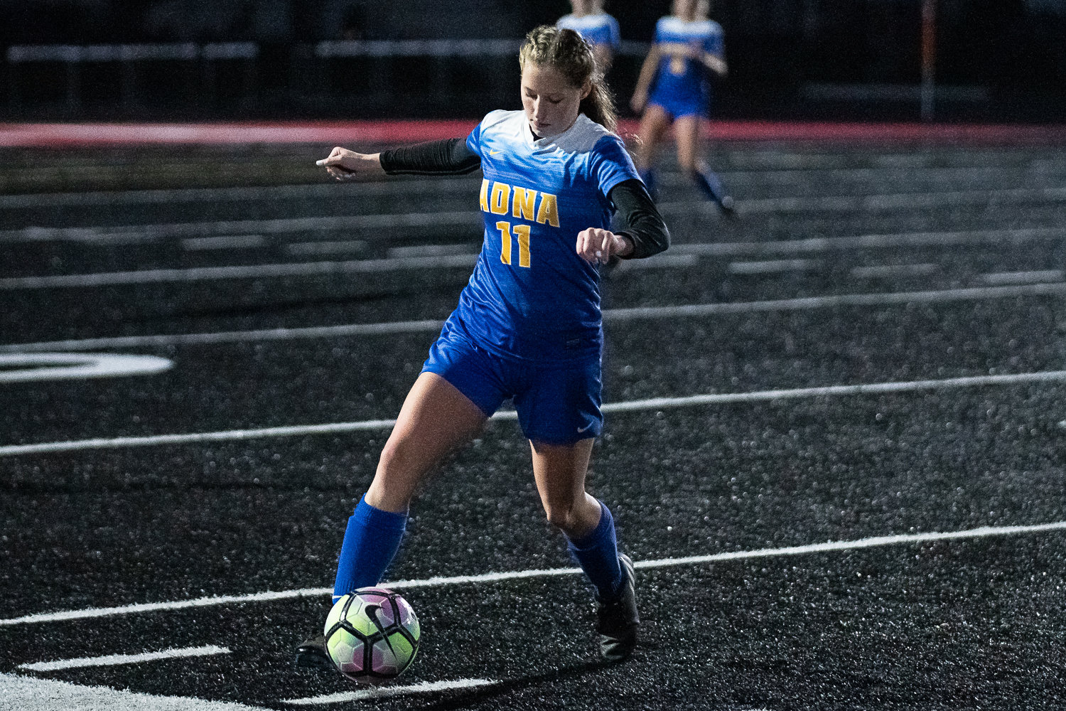 Adna's Bailey Naillon takes the ball up the field against Tonasket in the first round of the state playoffs at Tenino Beaver Stadium Nov. 9.