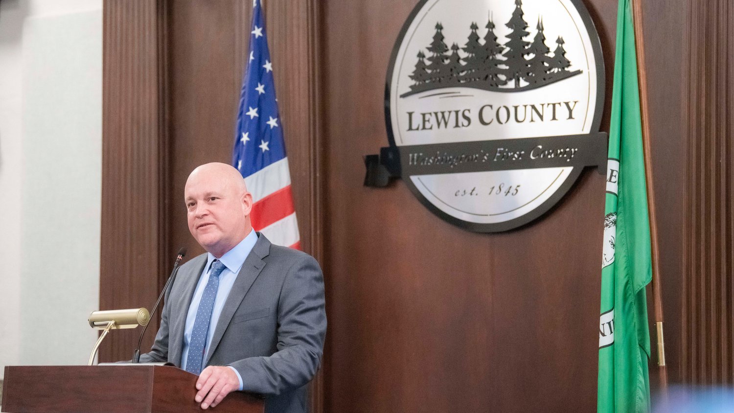 Scott Brummer makes a speech after being sworn in as the Lewis County District 3 commissioner Wednesday morning in Chehalis.