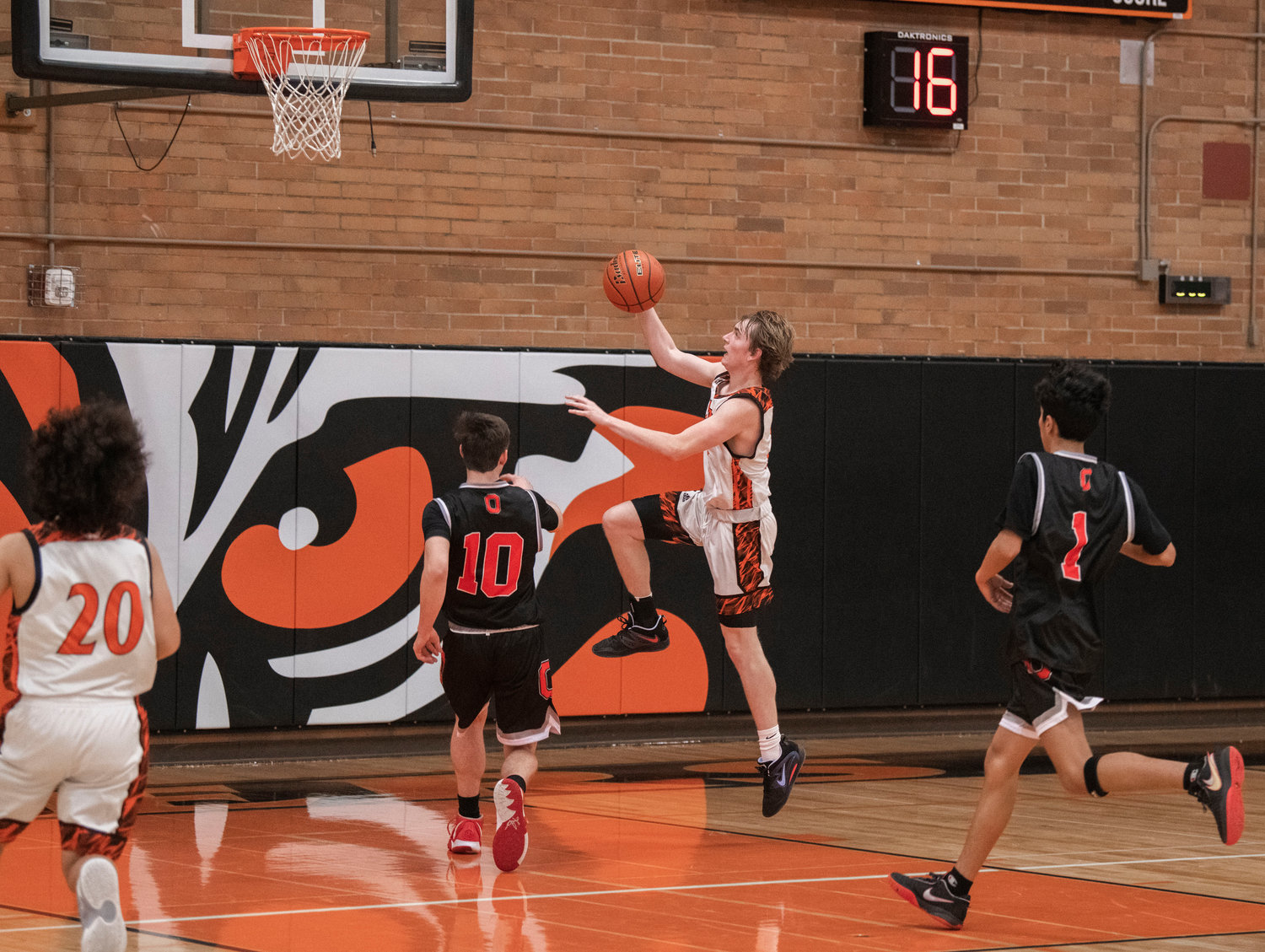 Centralia’s Cohen Ballard (3) goes up with the ball Monday night during a game against Oakville.
