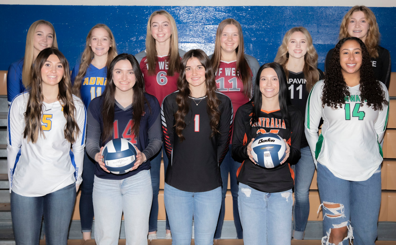 The Chronicle's 2022-23 All-Area Girls Volleyball Team poses for a photo in the Centralia College gymnasium on Monday, December 5, 2022.
